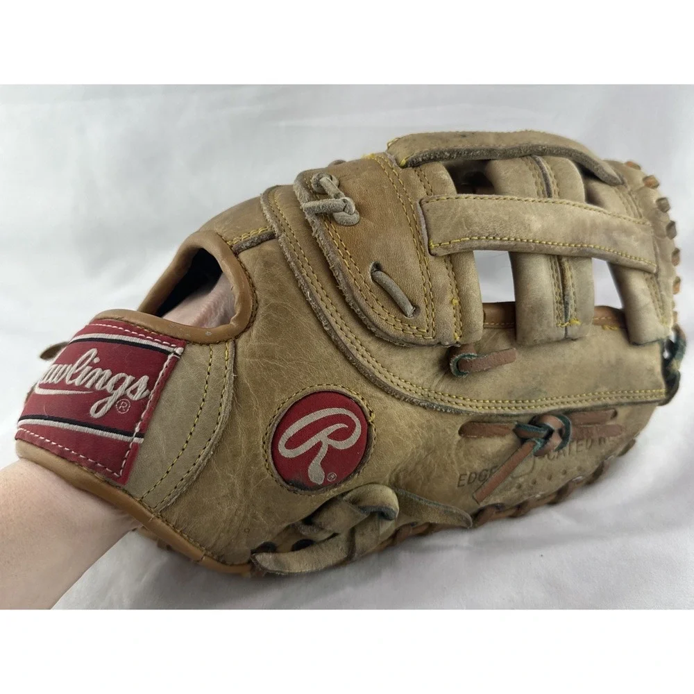 Vintage Rawlings RFM 23 Deep Well Pocket First‎ Base Mitt